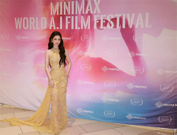 虞书欣 Gold Gala 展文化自信 携中式美学出海传递东方美学